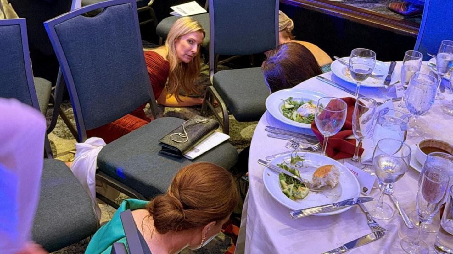 What is was like in the room as shots rang out at correspondents' dinner