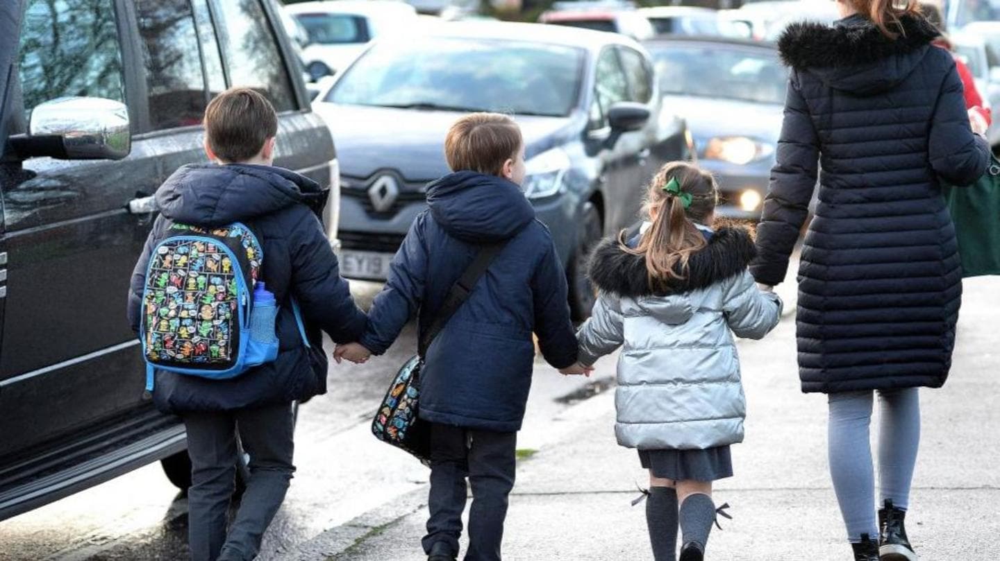 Government Aims for 60% of Children to Walk or Cycle to School by 2035