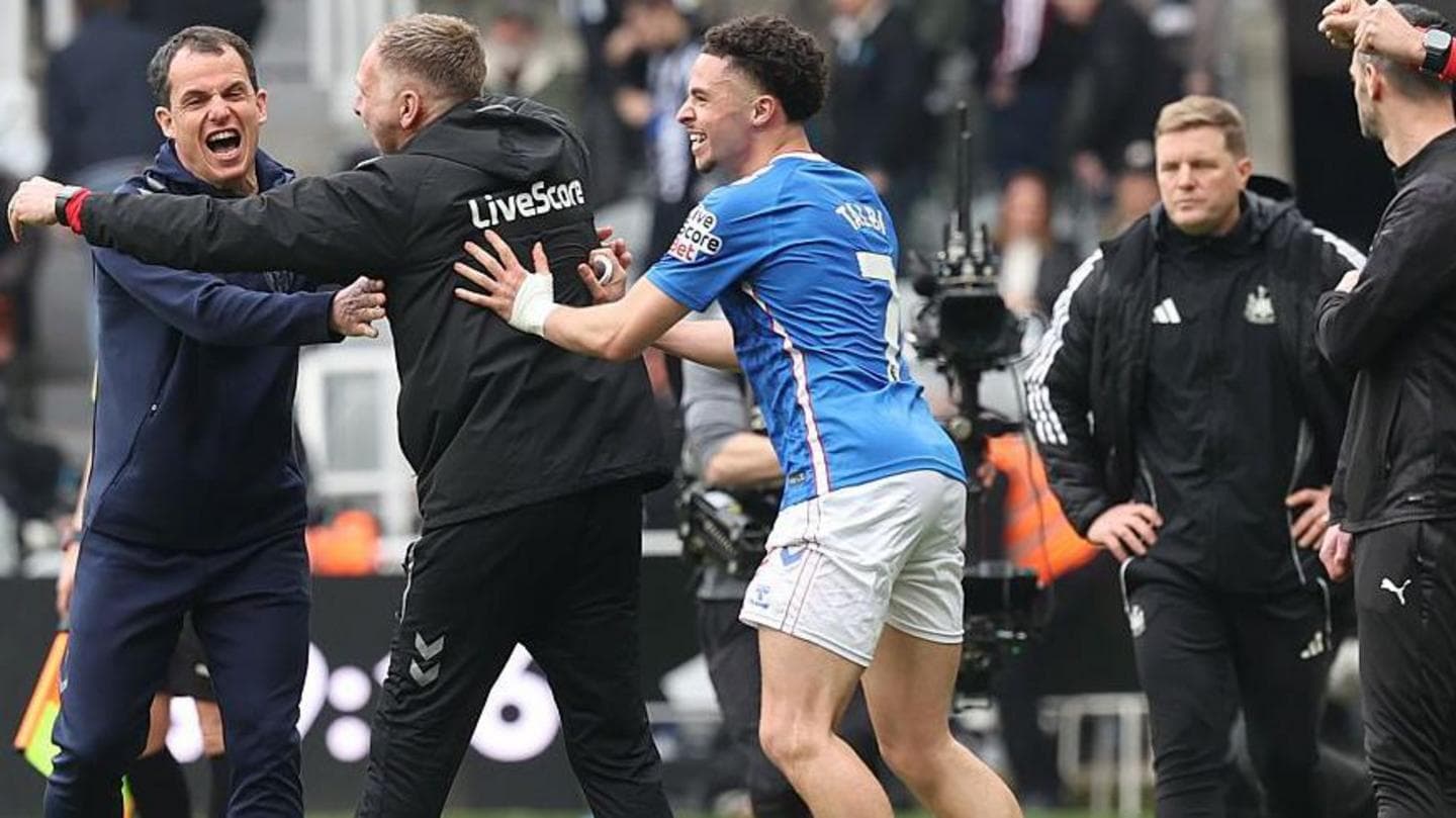 New low for 'pathetic' Newcastle - as Sunderland in dreamland