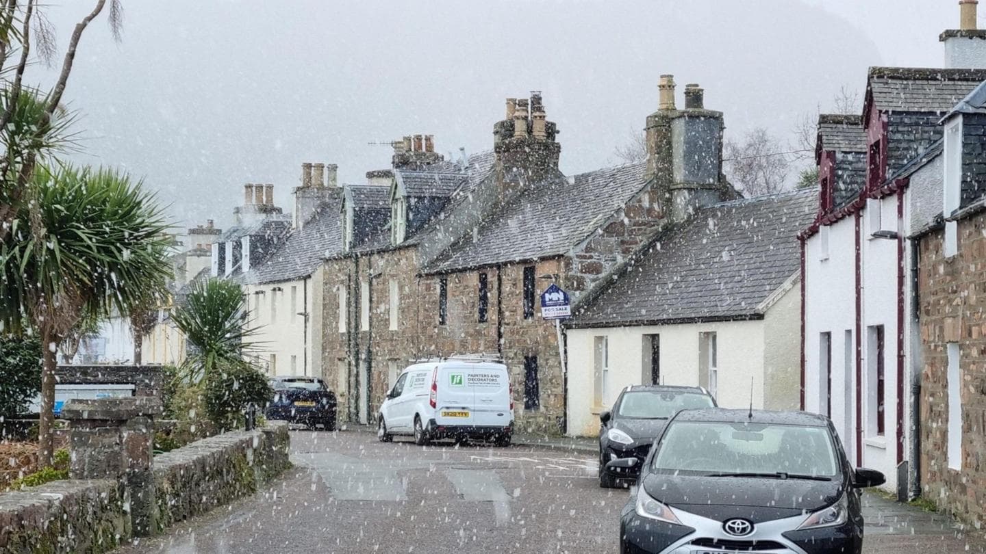 Snow forecast for some as UK braces for cold snap