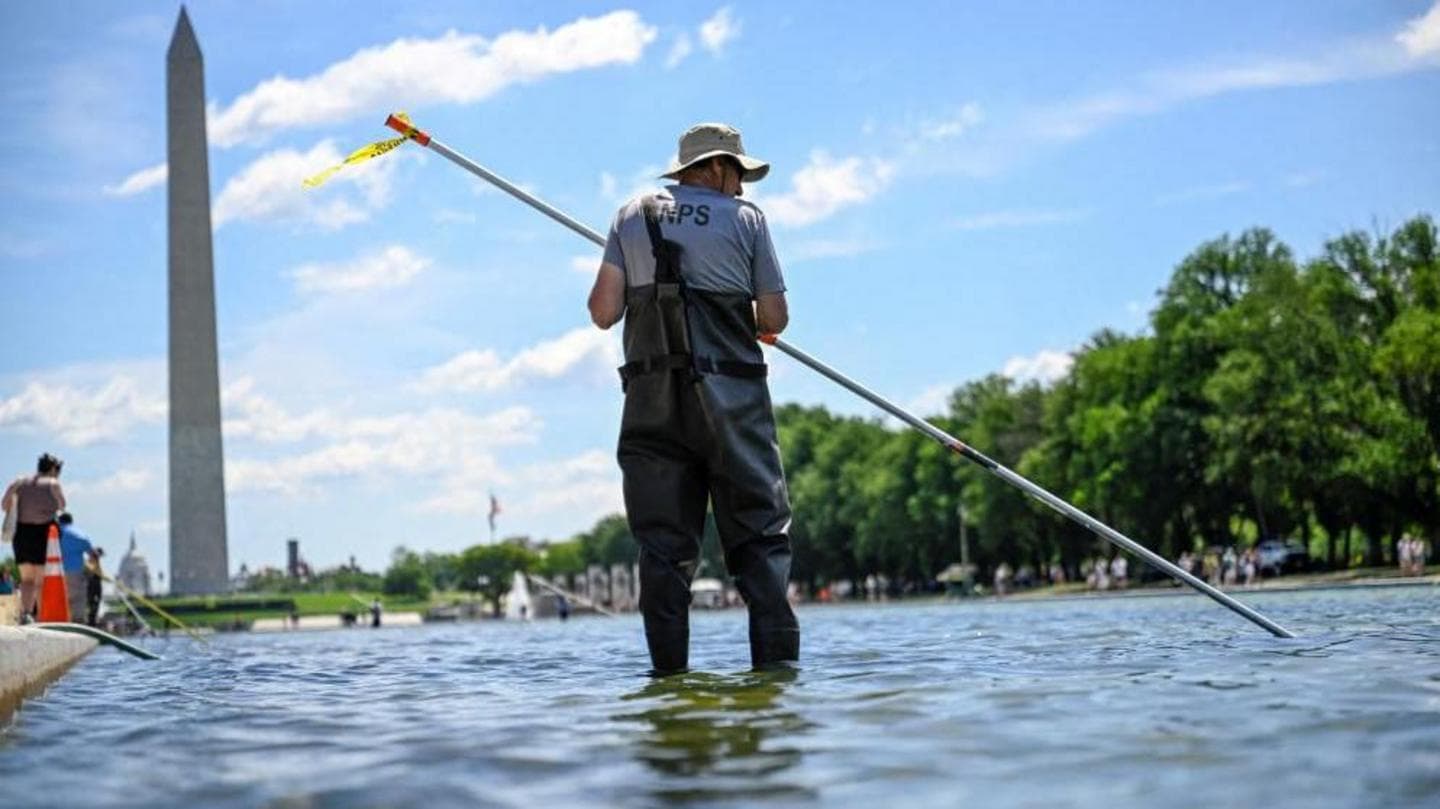 Trump Announces Immediate Repairs to Algae-Infested Reflecting Pool