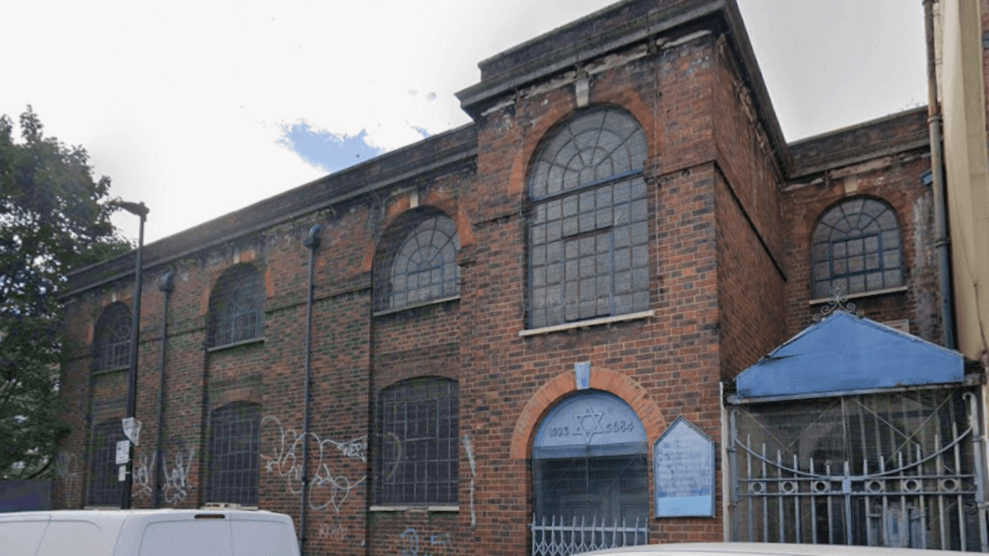 Fire at disused synagogue treated as arson