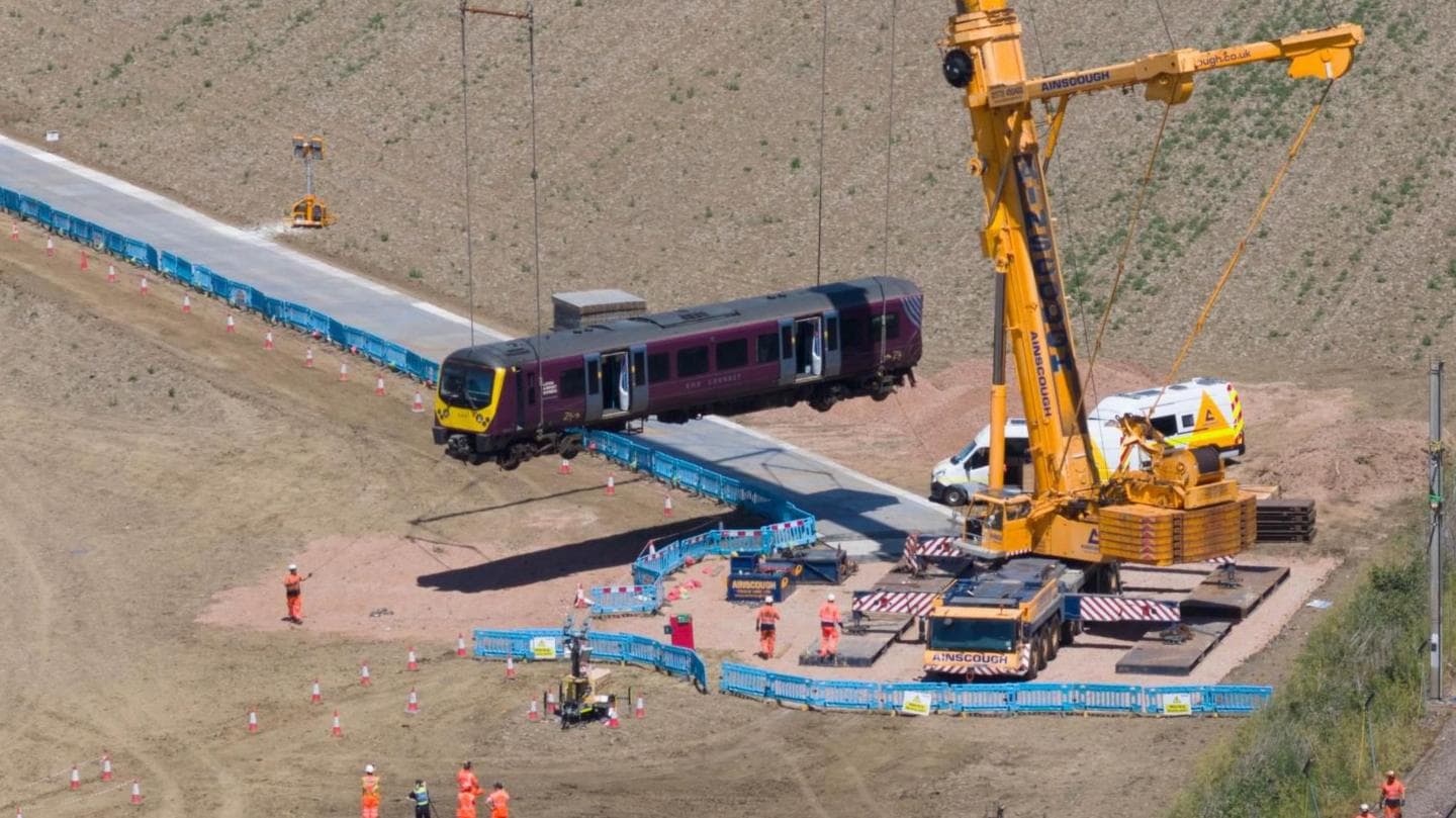 Eight Individuals in Critical Condition Following Train Collision