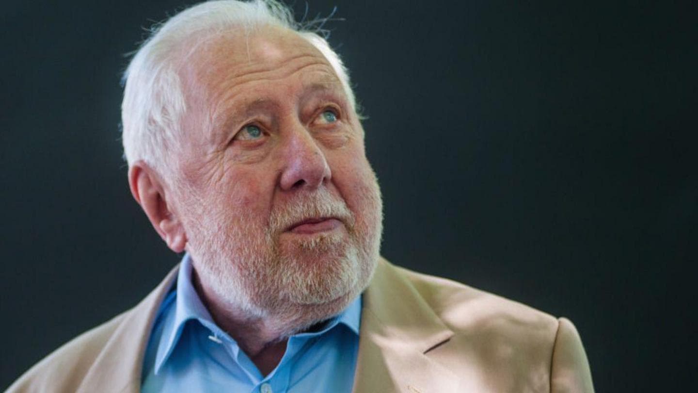 Roy Hattersley: Influential Labour Politician and Advocate for Modernisation