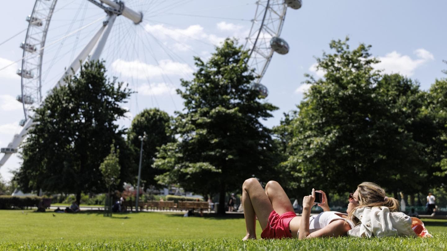Weekend to Bring Warmer Weather as Heatwave Prospects Diminish