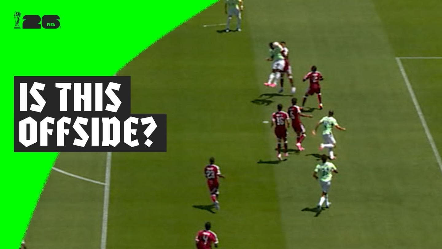 Switzerland awarded penalty after potential offside in buildup against Qatar