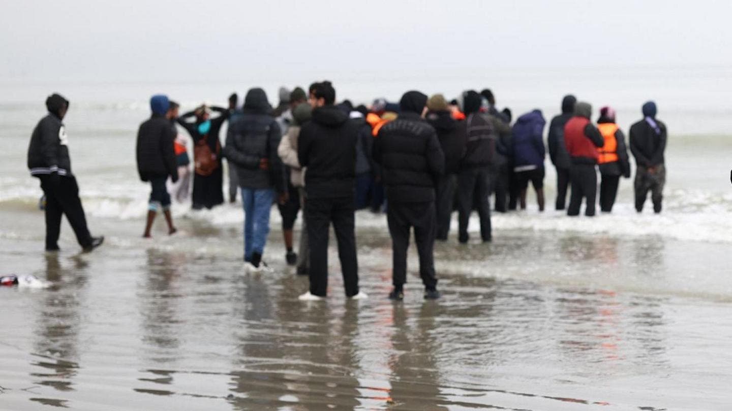 Two women die trying to cross Channel in small boat