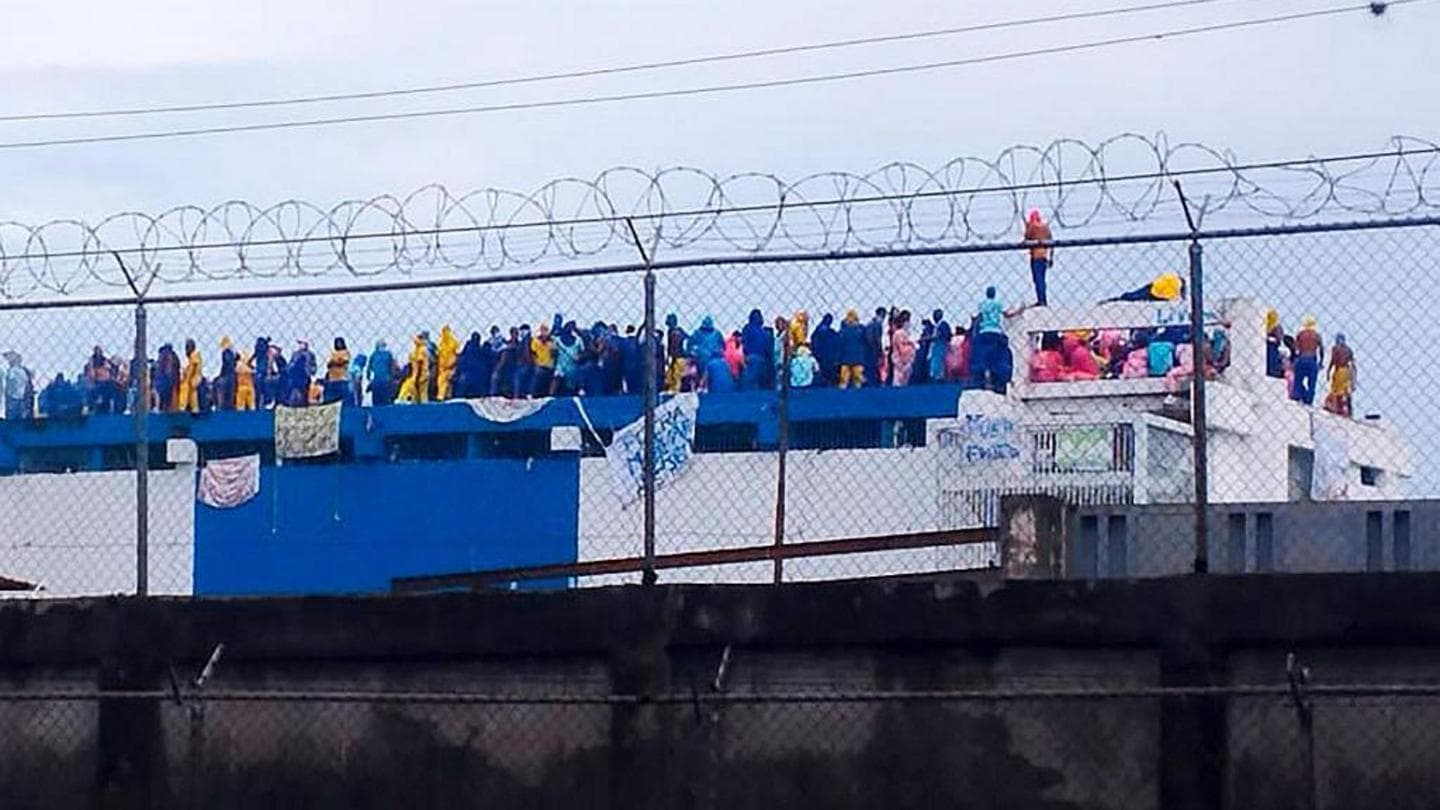 Venezuelan prisoners protest alleged mistreatment, leading to clashes with security forces