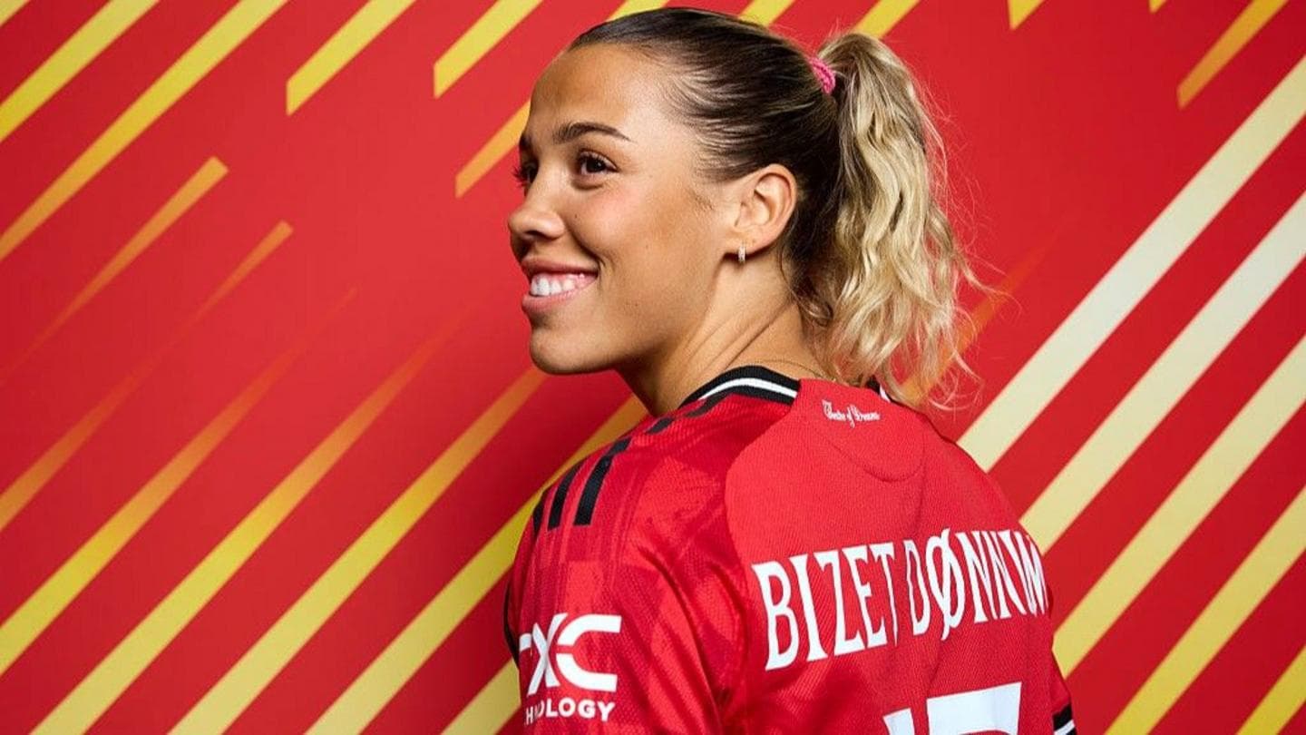 Playing football and being a mum - Man Utd's Bizet's 'two dreams'