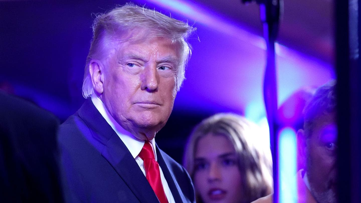 Trump Faces Booing in New York as He Attends NBA Finals as First US President