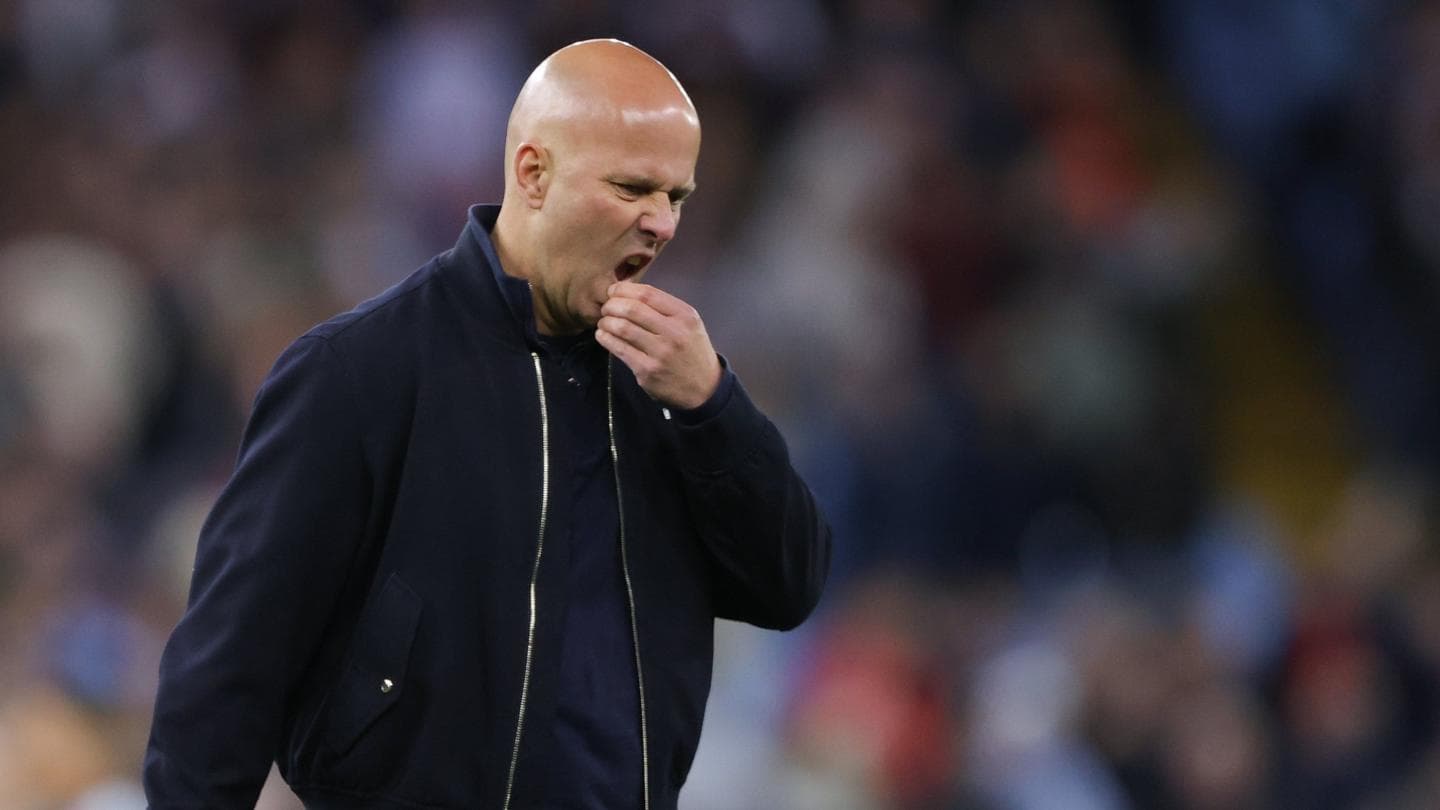 Liverpool Suffers Heavy Defeat to Aston Villa, Coach Describes Team as 'Crumbling'