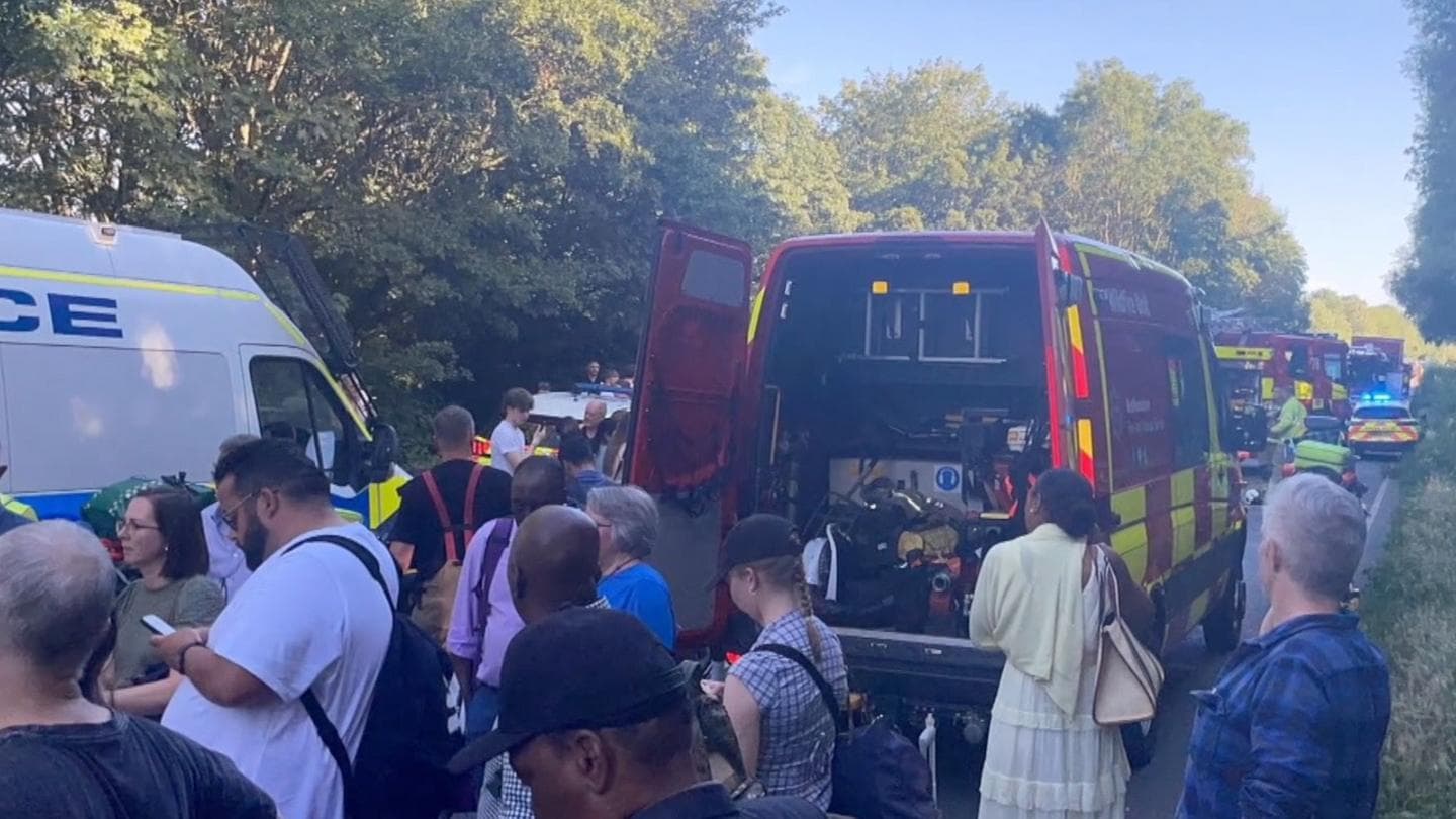 Bedford train passenger likens crash to bomb explosion