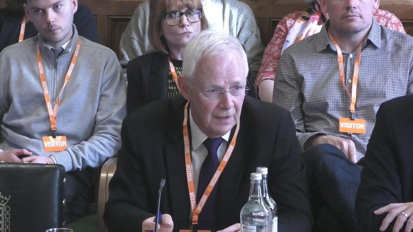 South East Water chair resigns after report into supply issues that left thousands without drinking water