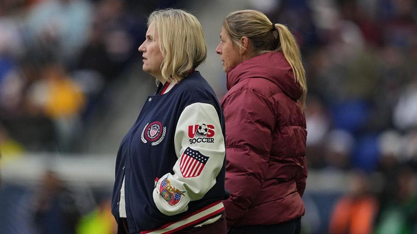 Fifa rules women's teams must have female coaches