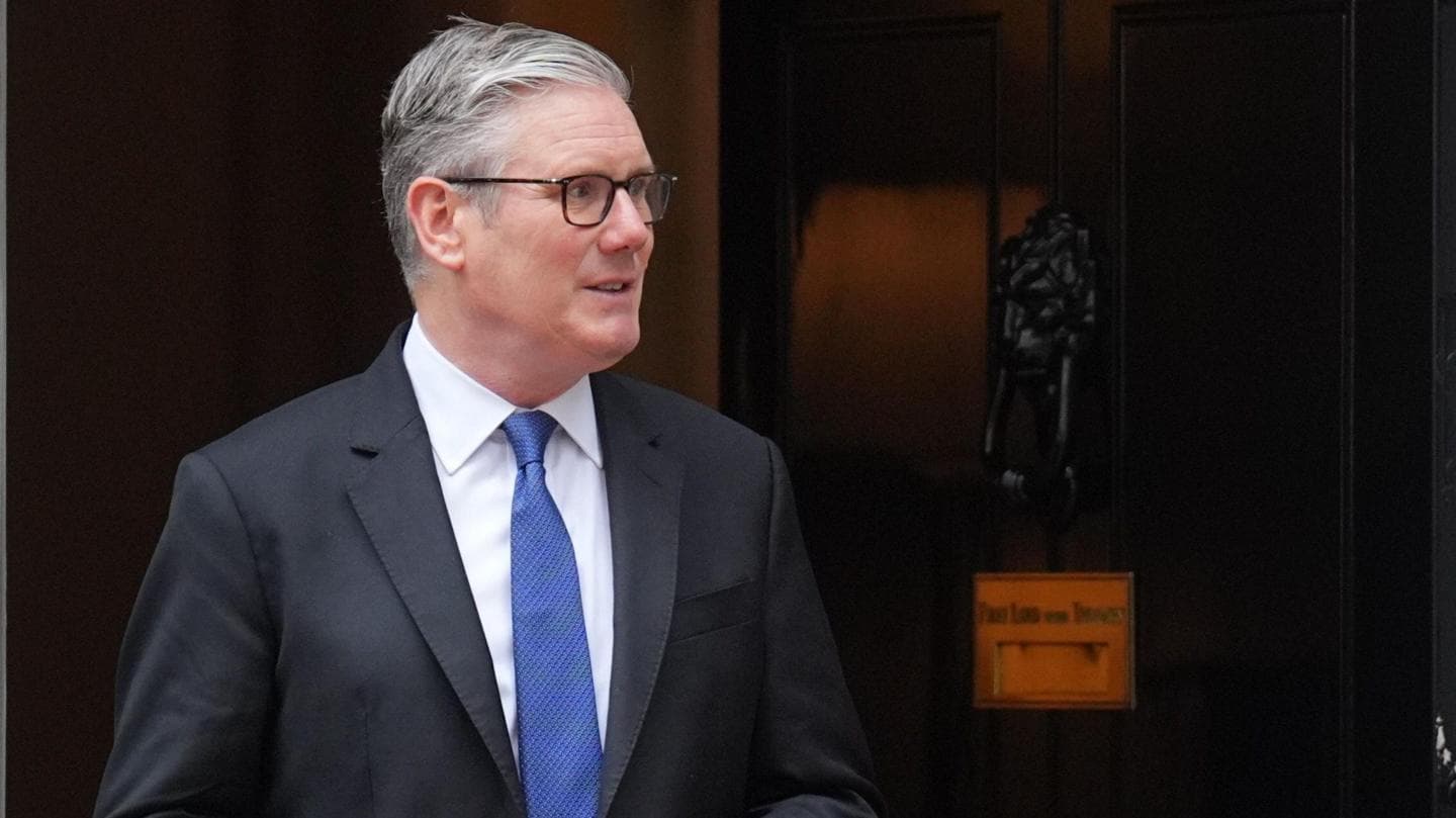 No 10 Confirms Starmer Utilizes Disappearing Messages on His Phone