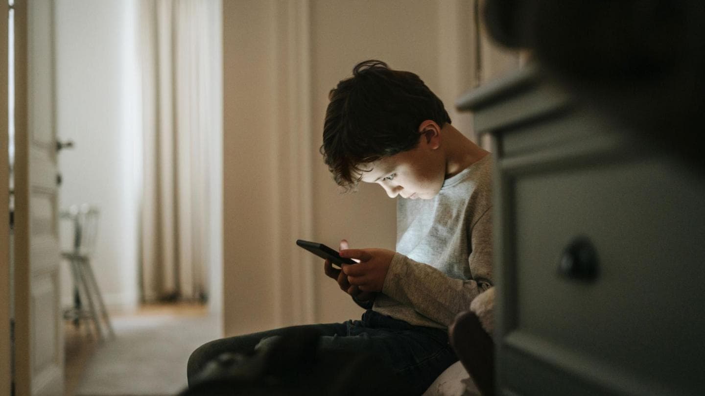 Don't panic - five ways to stop your kids' endless scrolling