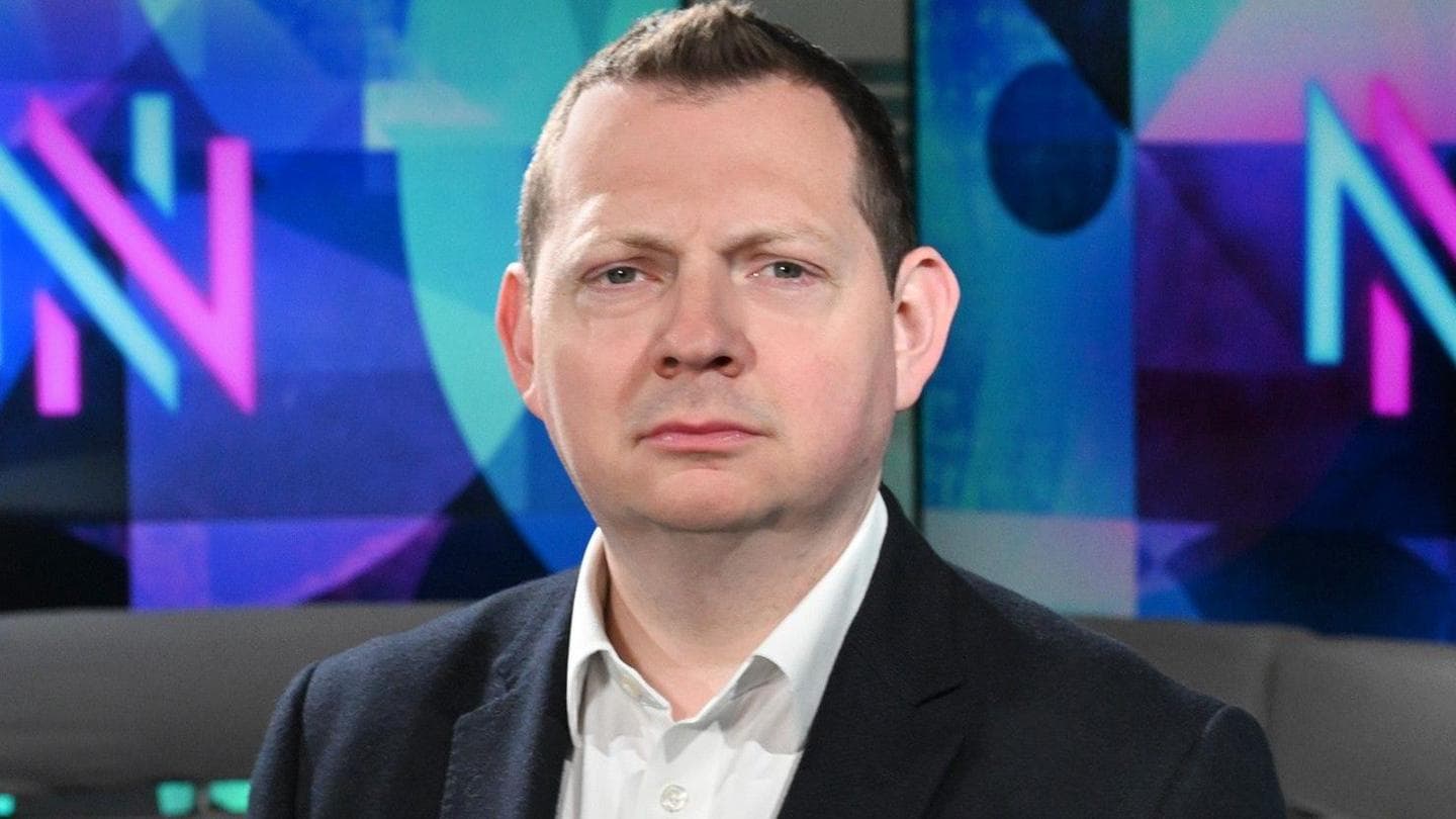 BBC Presenter Issues Apology for Misquoting Nigel Farage