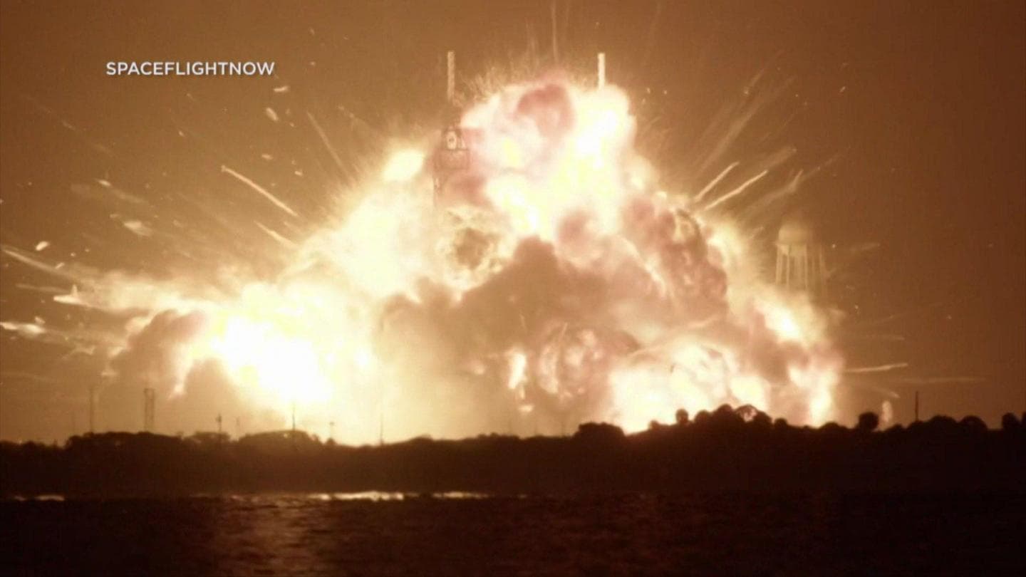 Blue Origin Rocket Explosion Raises Concerns for NASA's Moon Mission