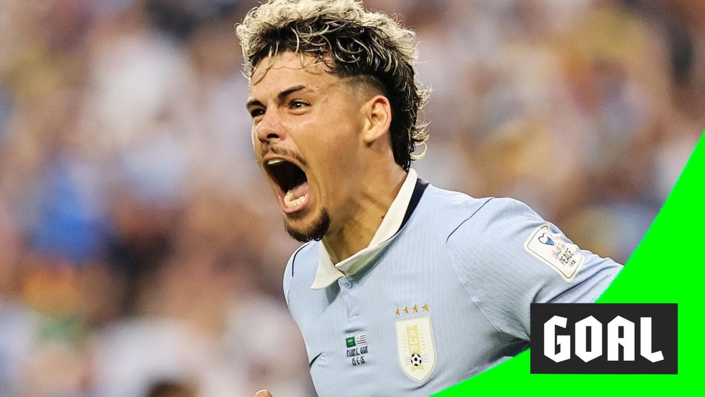 Maxi Araujo Scores Late Equalizer for Uruguay Against Saudi Arabia