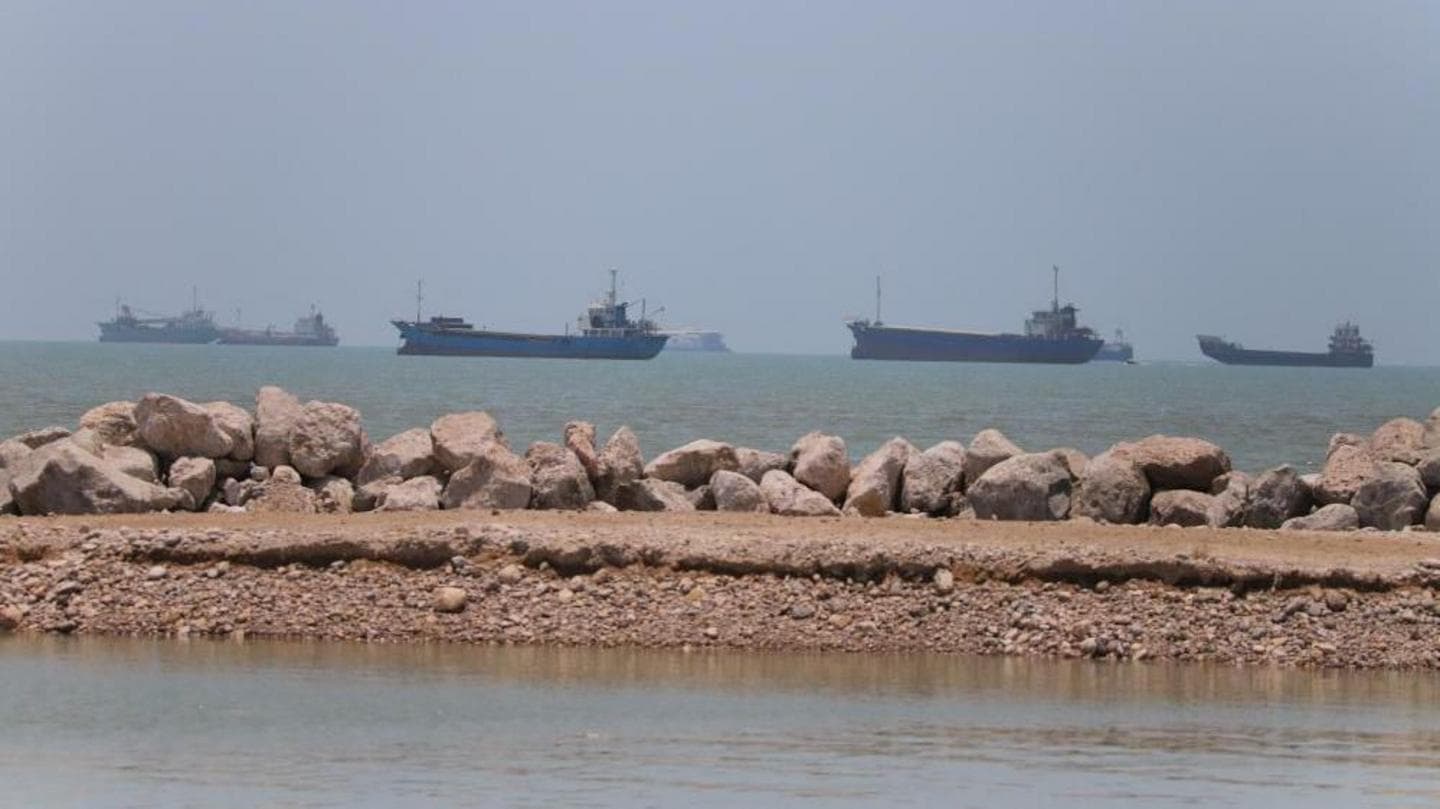 US Ends Naval Blockade as Iran's Leader Criticizes Trump's Deal