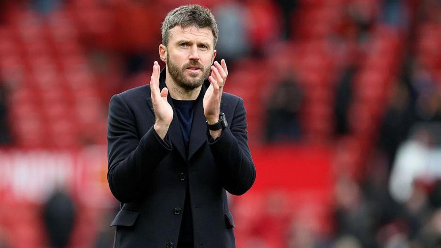 Rooney calls for Carrick to get permanent Man Utd job