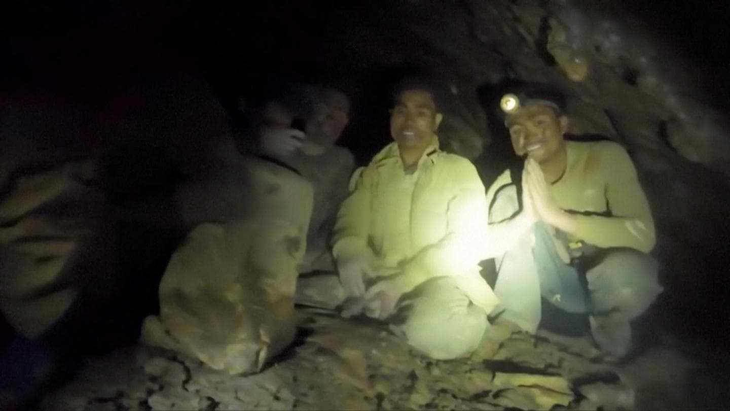 Rescuers Locate Five Villagers Alive After Week in Flooded Cave in Laos