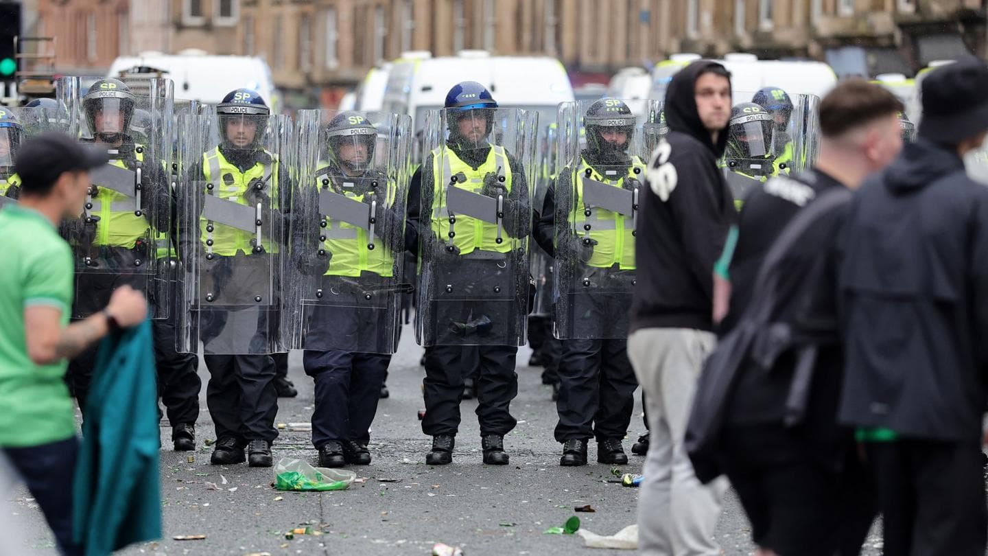 Two police officers injured and 14 arrested amid Celtic celebrations in Glasgow