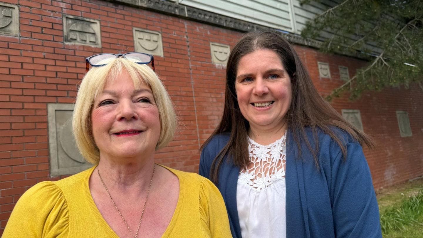 Proximity of Homes Complicated by Peace Wall, Extending Travel Time