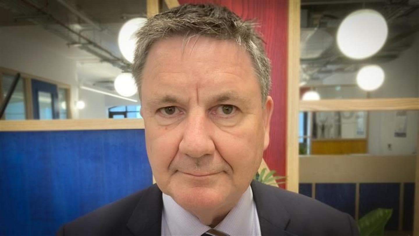 UK's leading AI regulator resigns following inappropriate humor remarks