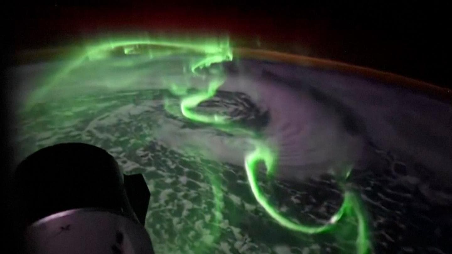 NASA Astronaut Captures Stunning Timelapse of Southern Lights from Space