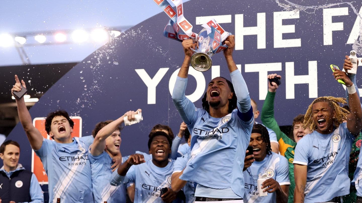 Manchester City Defeats Manchester United 2-1 to Claim FA Youth Cup