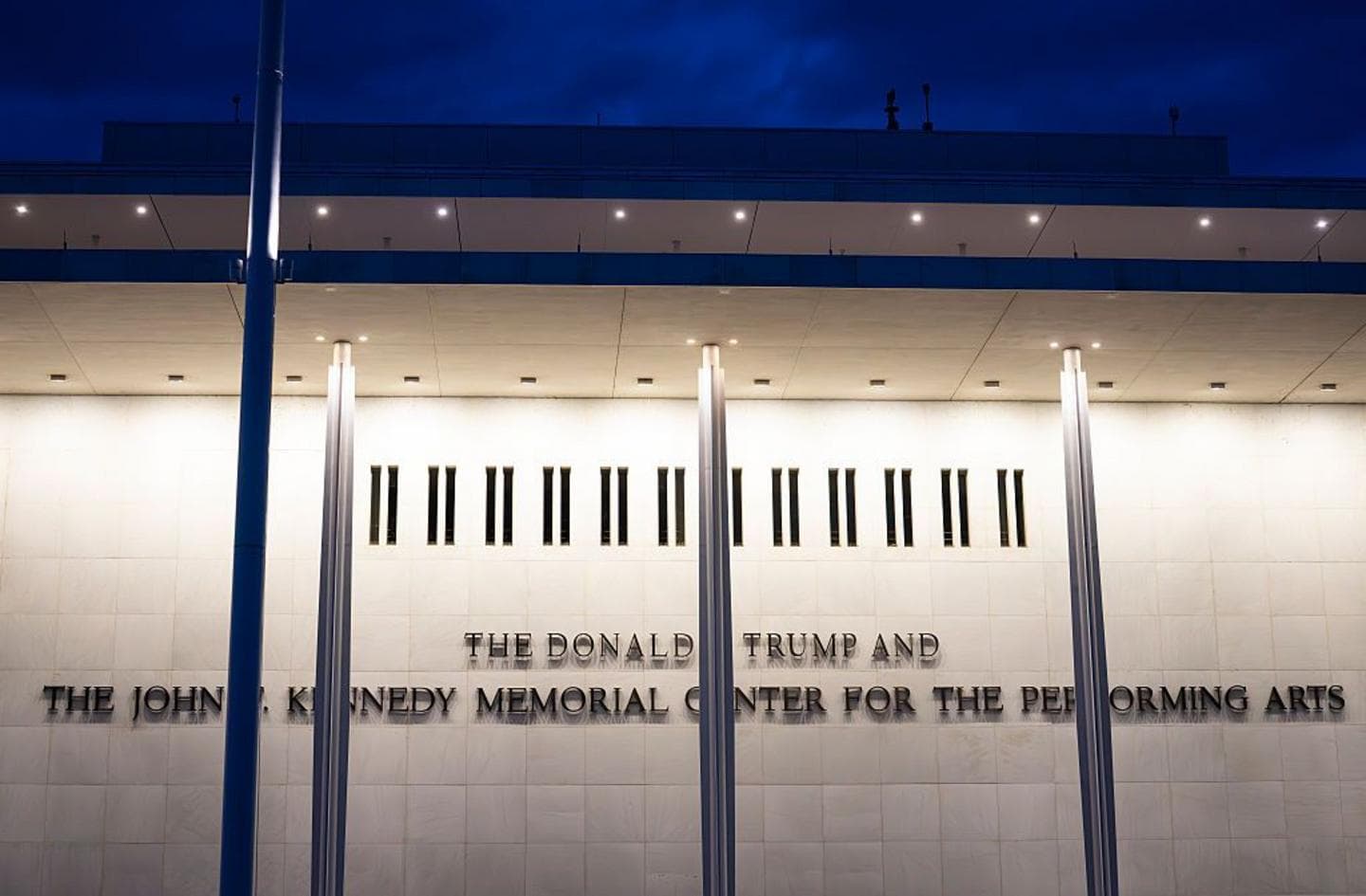 US Judge Rules Trump's Name Must Be Removed from Kennedy Center