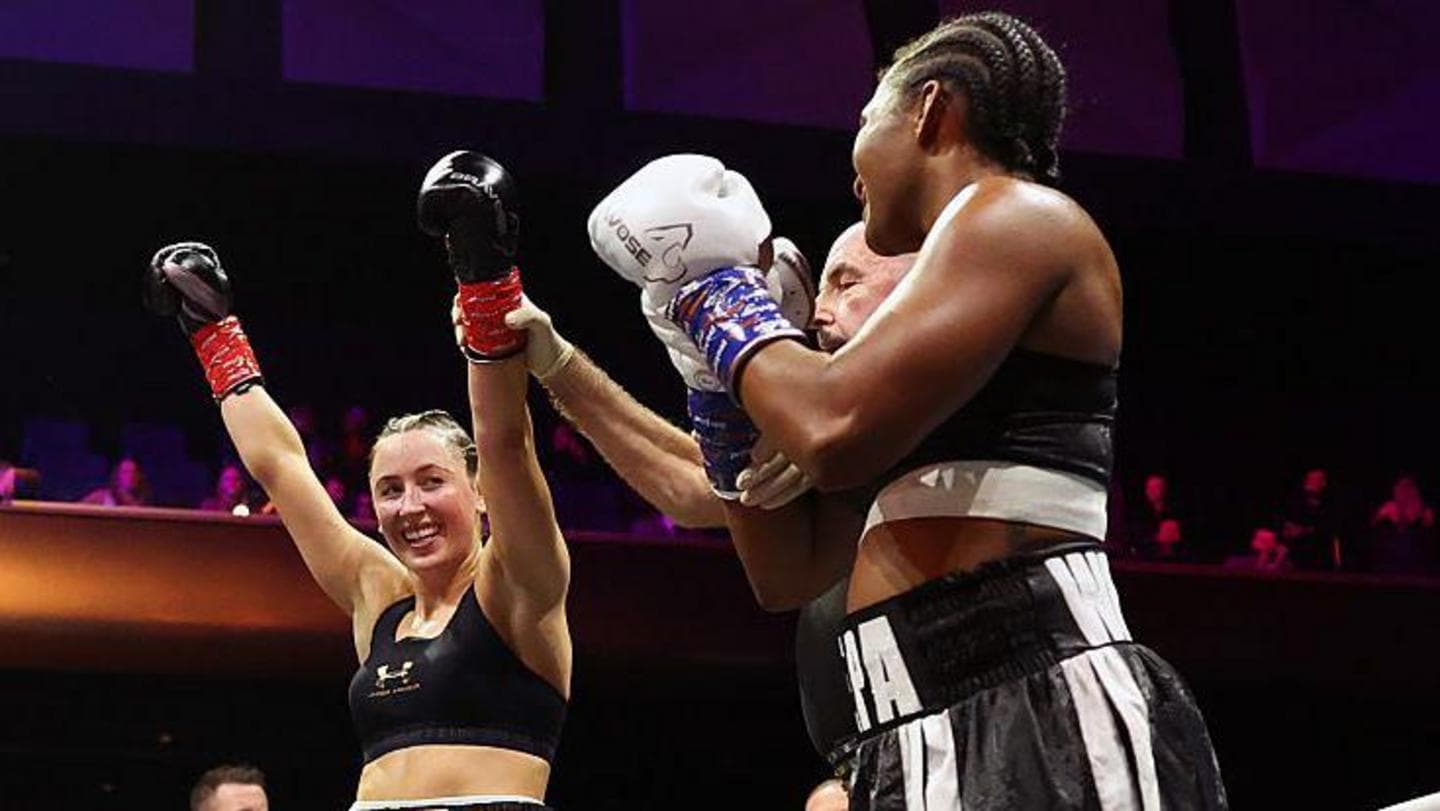 Ex-Olympic taekwondo champion Jones wins on boxing debut