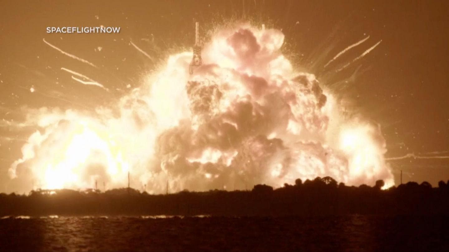 Blue Origin Rocket Explodes During Launch on Florida Launchpad