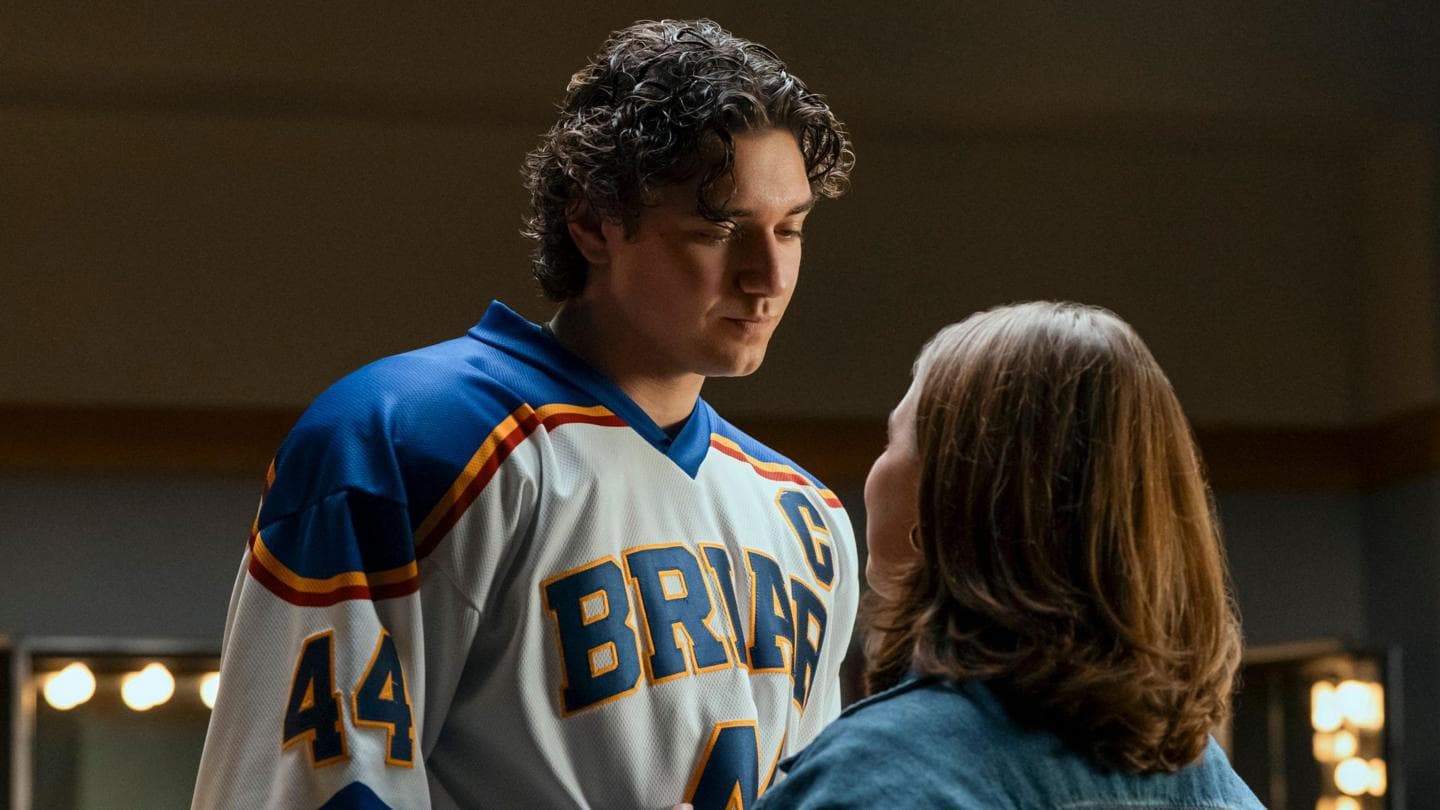 New Ice Hockey Romance Series Based on Elle Kennedy's Book Gains Popularity