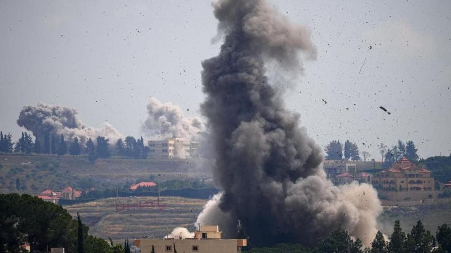 Israel Conducts Strikes in Southern Lebanon Amid Ongoing Truce with Hezbollah
