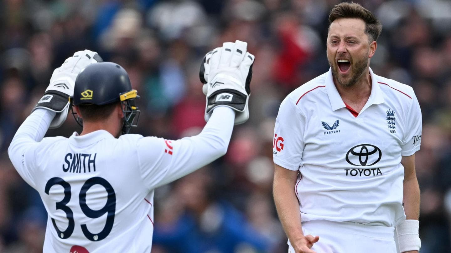 England move closer to win on wet day at Lord's