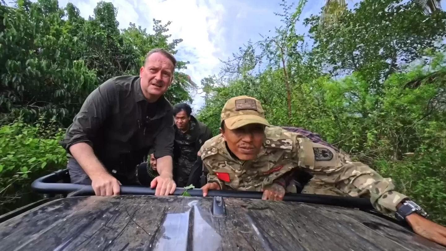 Rebel Fighters on the Front Lines of Myanmar's Ongoing Civil War