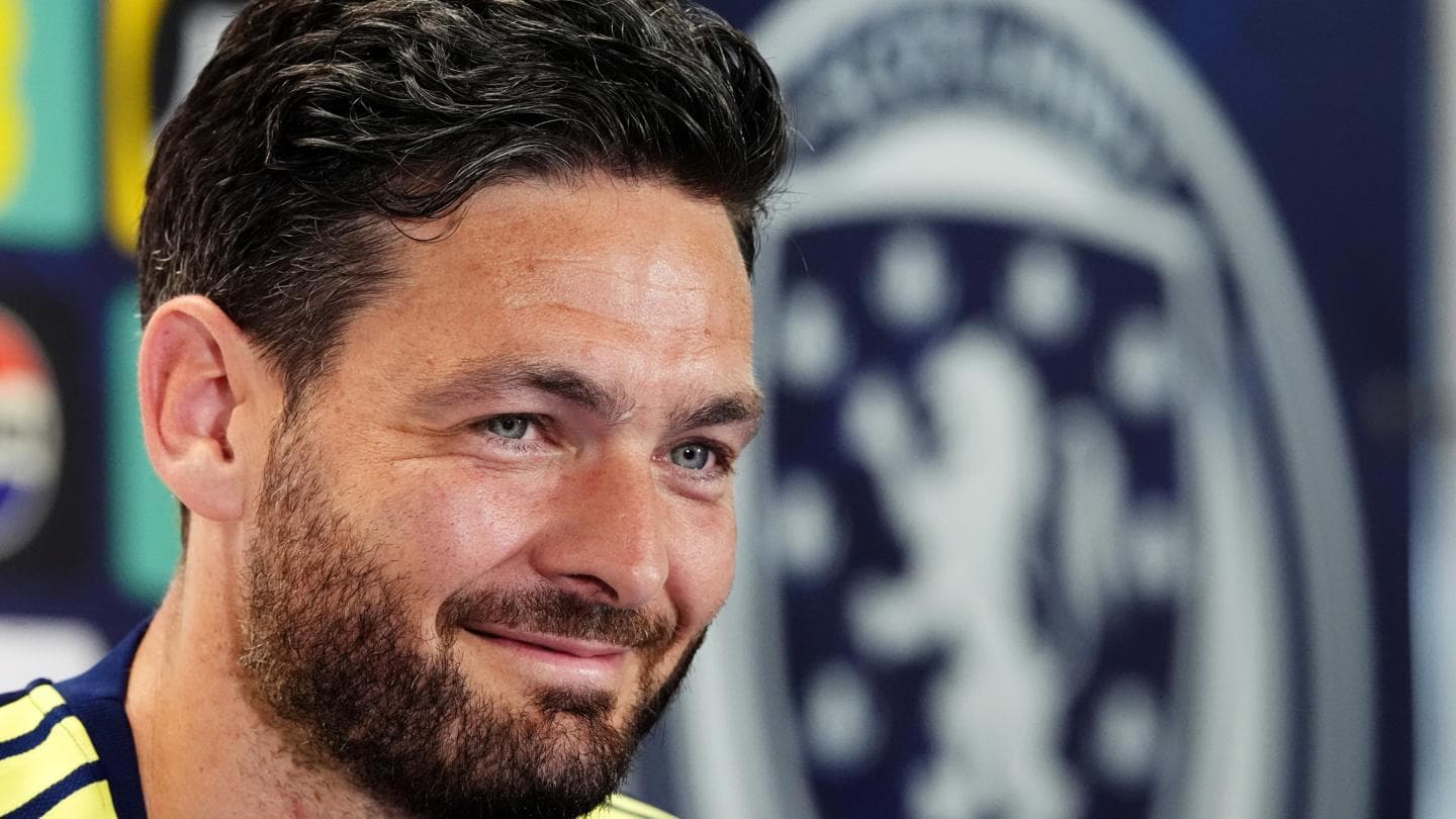 Gordon, 43, Defies Odds to Compete in World Cup as Oldest Player