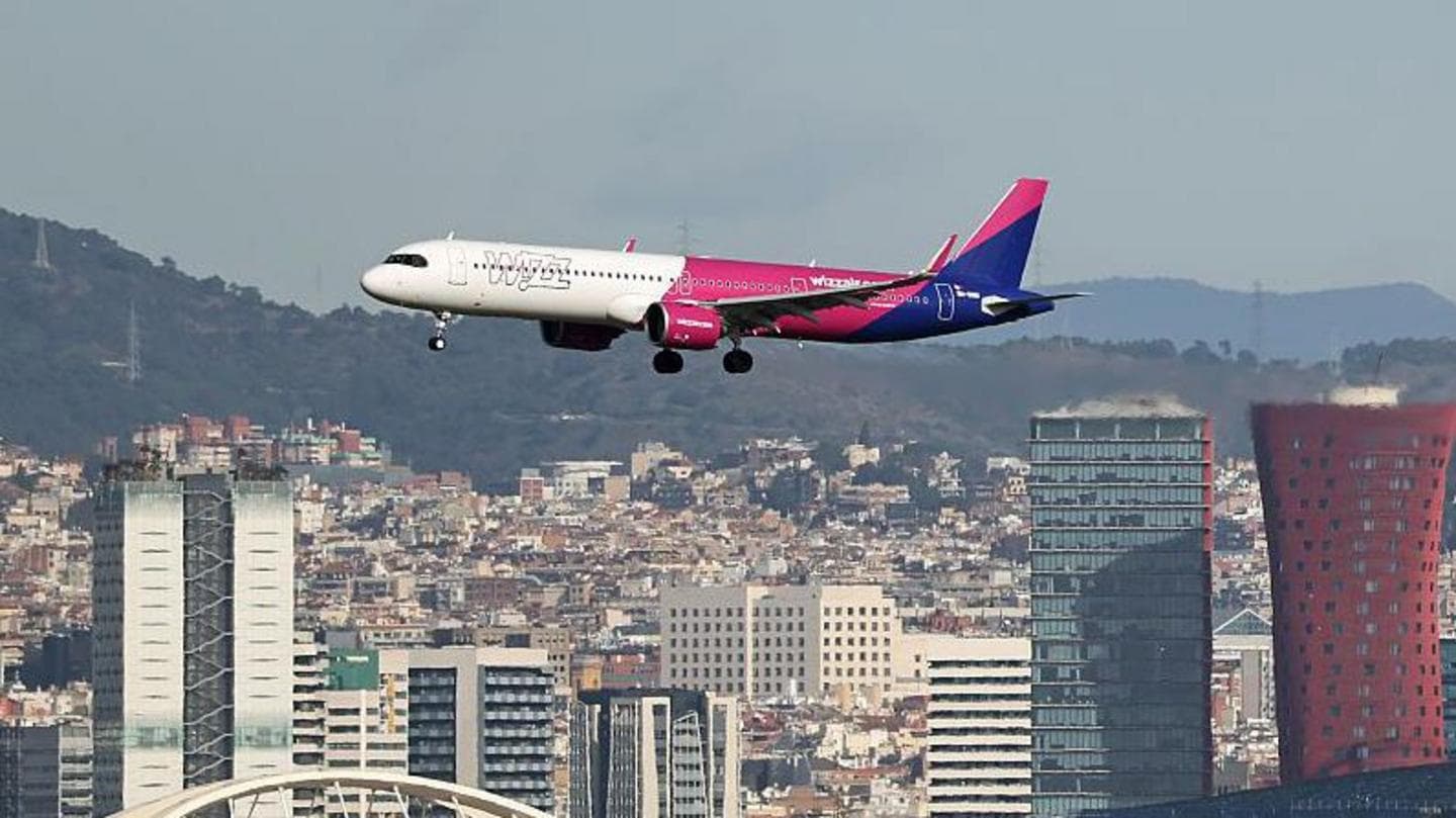 European flight prices are falling in short term, Wizz Air boss says