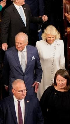 King and Queen Camilla receive standing ovation at Congress
