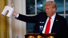 Trump proposes triumphal arch to serve as military ammunition storage facility