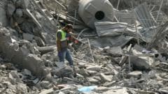 Israeli Airstrikes in Southern Lebanon Result in Eleven Fatalities, Officials Report