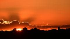 Early Estimates Suggest Over 2,700 Heat-Related Deaths in UK Heatwaves