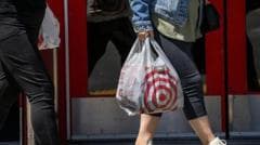 US Retail Giant Secures $1 Billion from Tariff Refunds Boosting Income