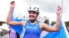 Melanie Woods of Scotland Secures Gold in Women's 1500m T54 at Commonwealth Games
