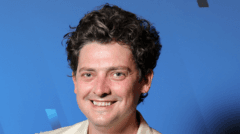 Actor Aneurin Barnard intervenes to stop handbag thief at film premiere