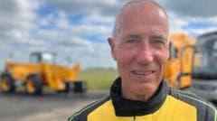 Andy Green Achieves New Speed Record in Hydrogen-Powered Car at 406 mph