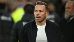 Craig Bellamy in discussions to take over as Burnley manager