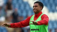 Fulham secures signing of midfielder Shea Charles from Southampton for £30 million